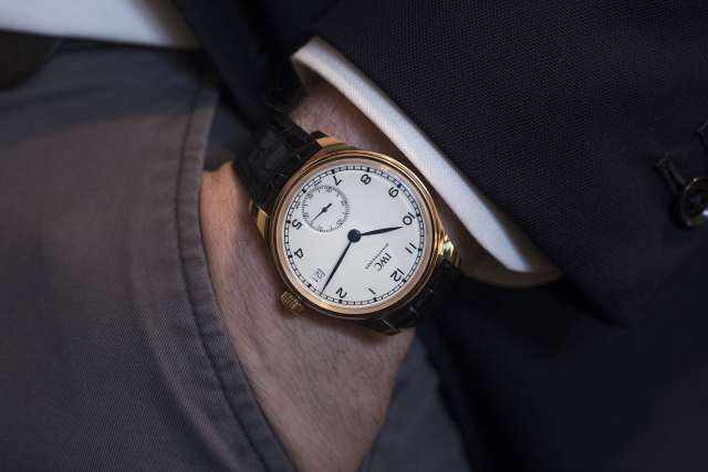 5万买欧米茄碟飞还是万国,5万预算万国和欧米茄哪个好