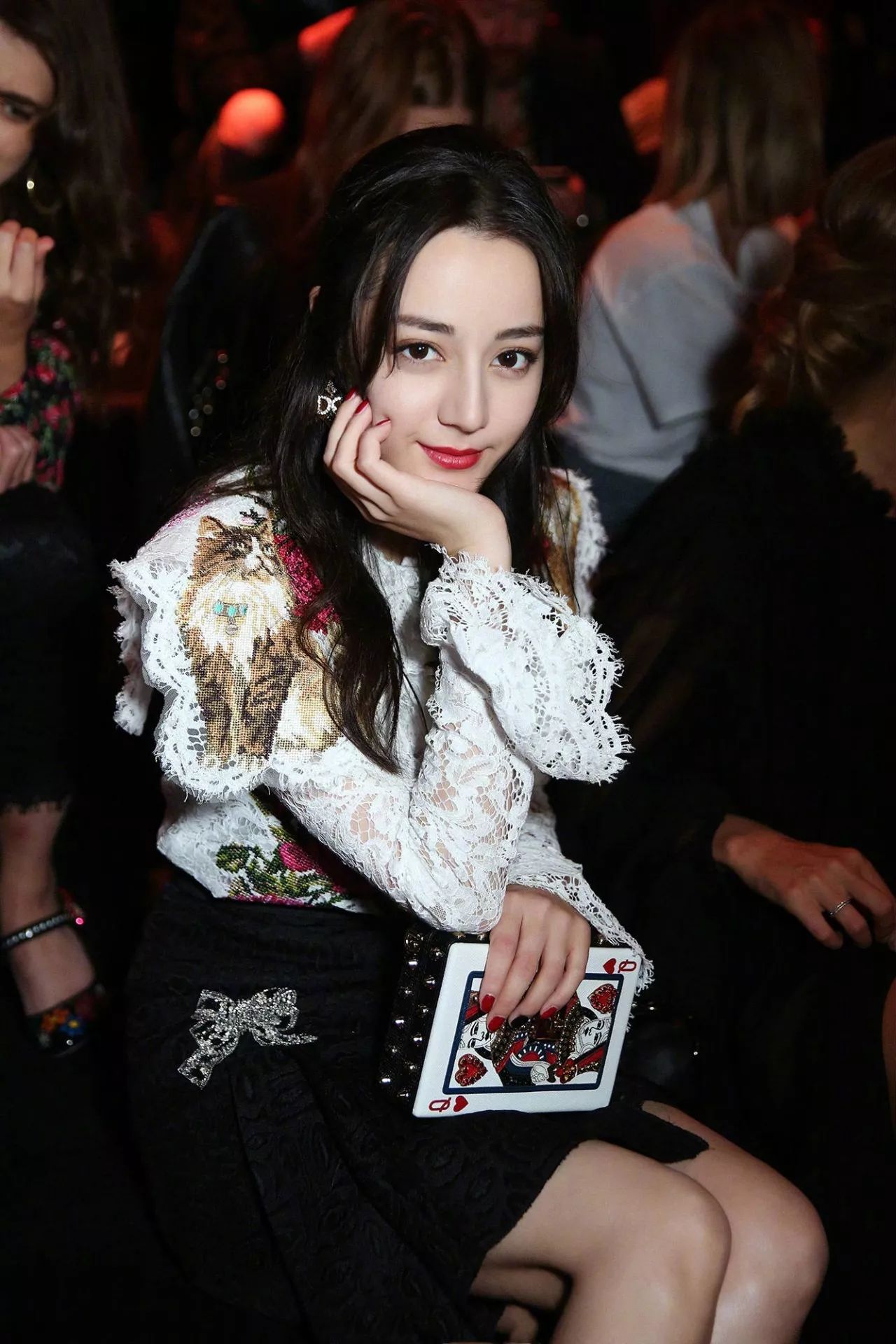 热巴最新一期穿搭,热巴平价穿搭