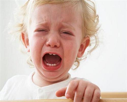11个月宝宝晚上睡觉频繁夜醒原因,10个月宝宝晚上不睡觉是什么原因
