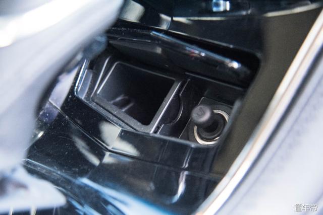 凯迪拉克ats-l跟bba哪个好开,17款凯迪拉克atsl豪华版性能介绍