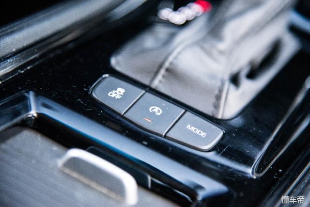 凯迪拉克ats-l跟bba哪个好开,17款凯迪拉克atsl豪华版性能介绍