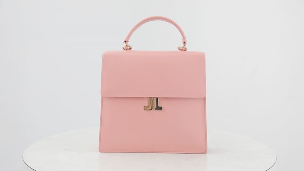 适合夏天穿正装背的包,最适合上班族的包款大推荐