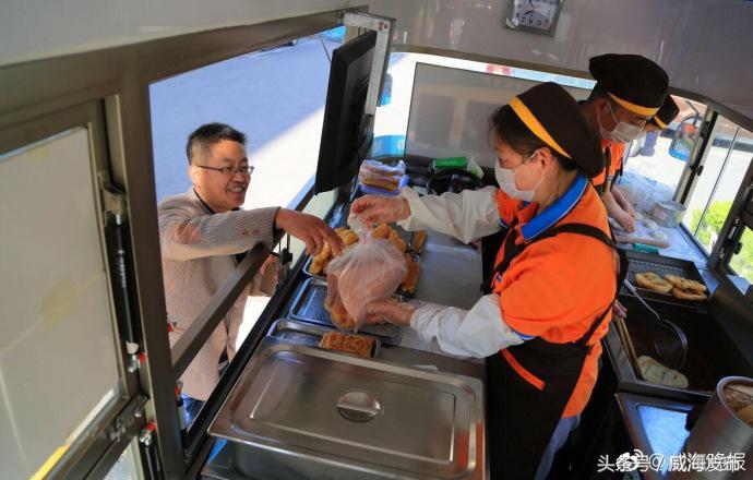 威海全自动移动餐车,包子专用小餐车