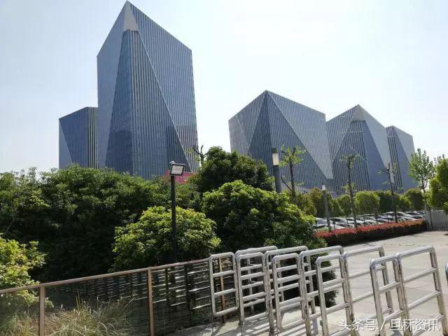 为什么富人总是发现赚钱先机,为什么富豪都投资房地产