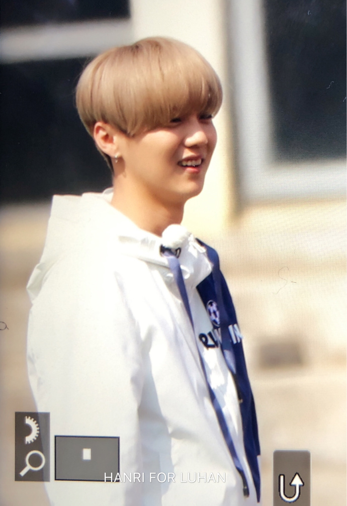 奔跑吧鹿晗背带裤,奔跑吧20170414鹿晗关晓彤