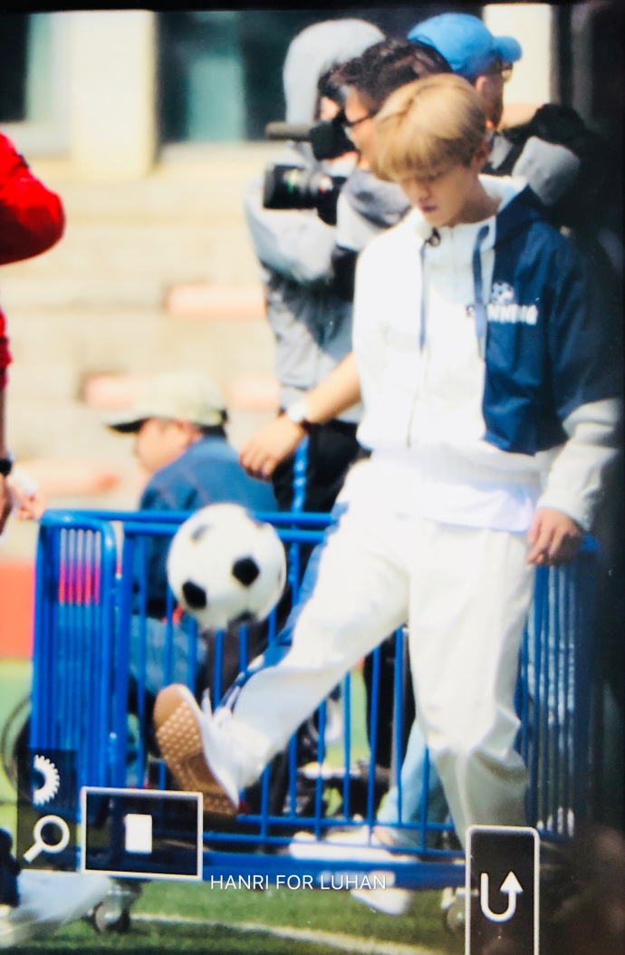 奔跑吧鹿晗背带裤,奔跑吧20170414鹿晗关晓彤