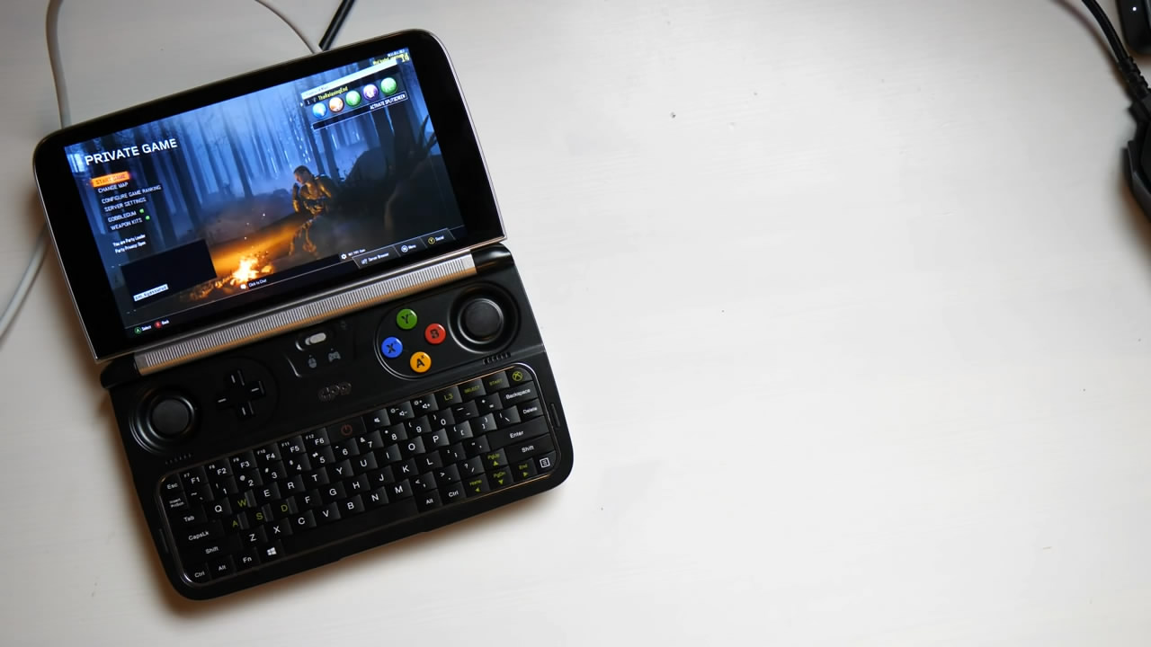 关于国产Win2掌机和任天堂Switch，哪个更好？网友们吵炸锅了！