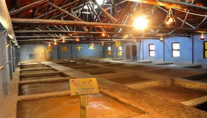 安徽古井镇白酒的特点,为什么古井镇白酒那么出名