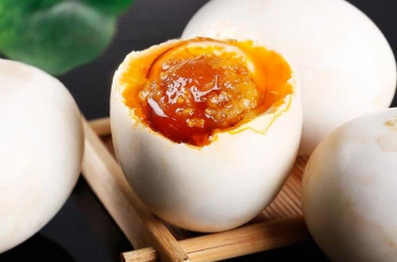 张作霖姨太太为什么埋怨张学良,东北王张作霖的心酸故事