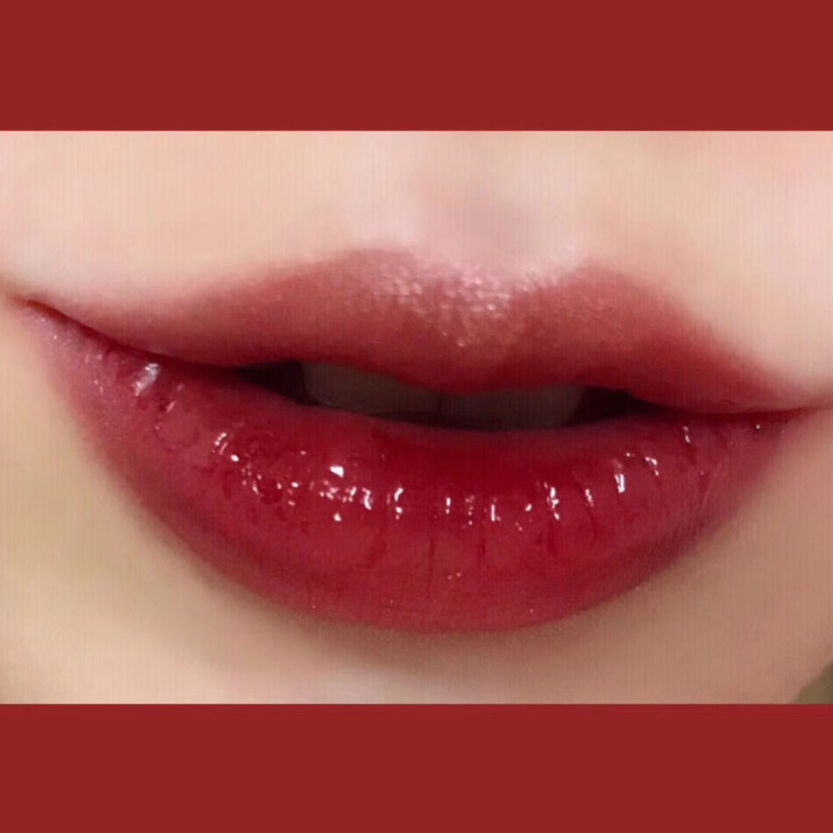 ysl409唇釉配什么颜色的眼影,ysl圣罗兰经典黑管唇釉409浆果红