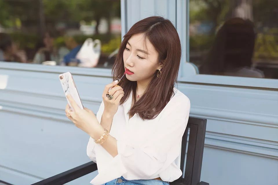 测评显白口红黄黑皮,黄皮口红测评推荐阿玛尼