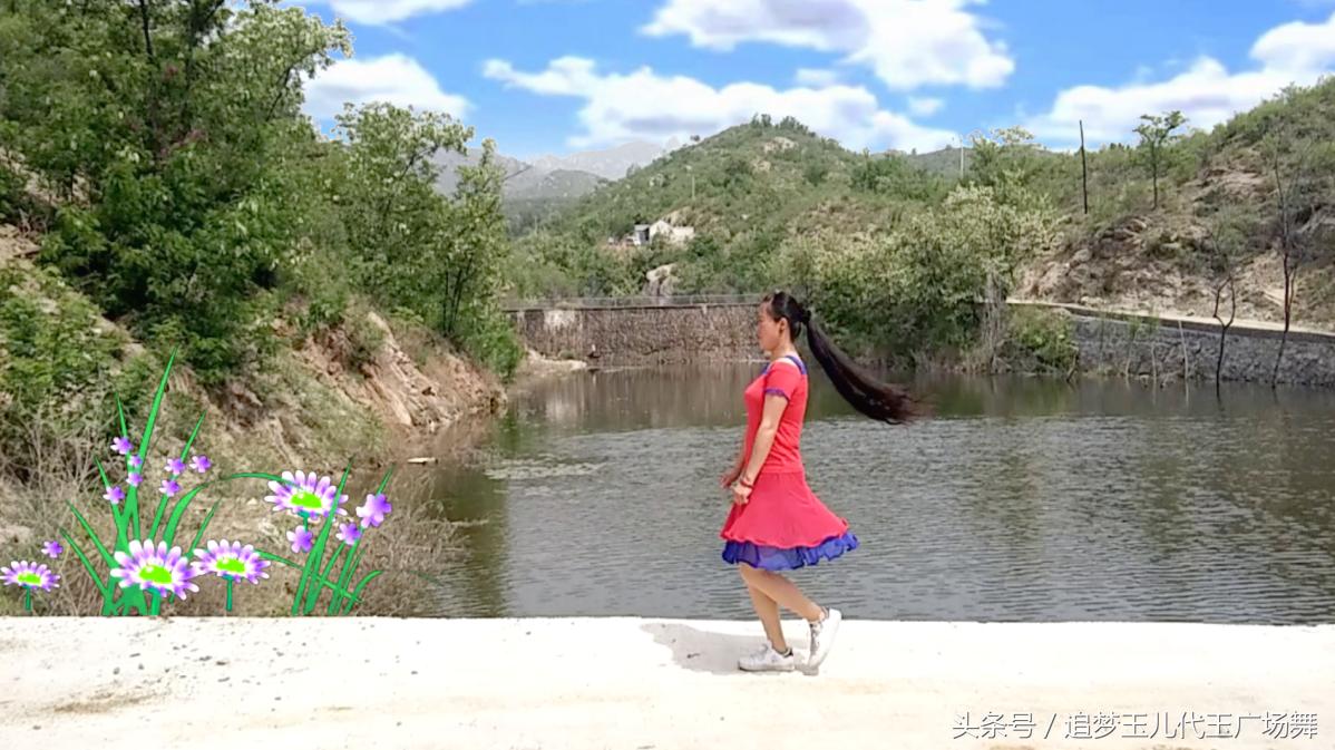 广场舞家乡的姑娘真漂亮简单版,代玉广场舞女儿情