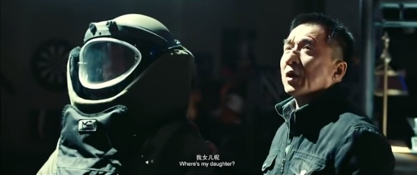 成龙电影里的女儿们，感受着浓浓的父爱，却有一个很蹊跷的共同点