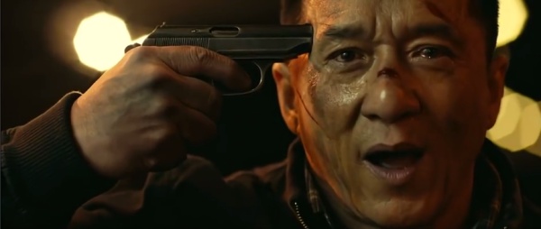 成龙电影里的女儿们，感受着浓浓的父爱，却有一个很蹊跷的共同点