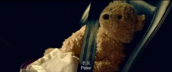 成龙电影里的女儿们，感受着浓浓的父爱，却有一个很蹊跷的共同点