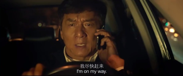 成龙电影里的女儿们，感受着浓浓的父爱，却有一个很蹊跷的共同点