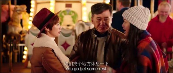 成龙电影里的女儿们，感受着浓浓的父爱，却有一个很蹊跷的共同点