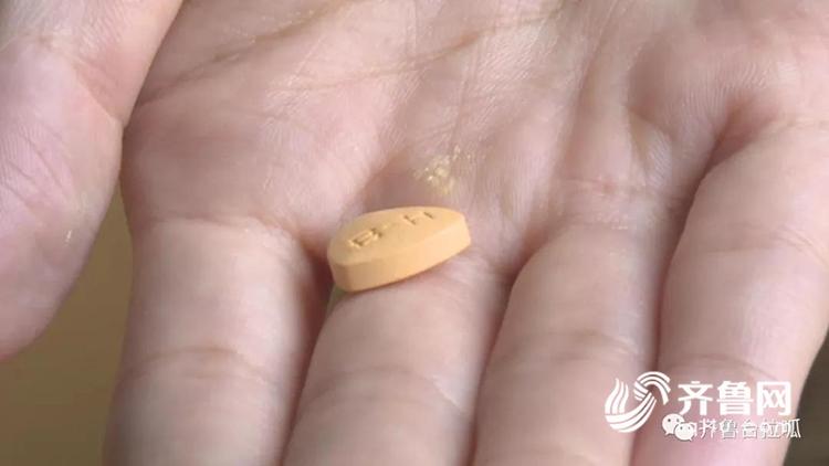 桑葚色掉色,桑葚掉色是什么颜色