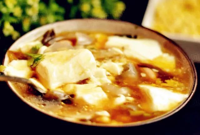 老豆腐和豆腐脑哪个更容易吸收,豆腐脑和老豆腐是不是一个东西