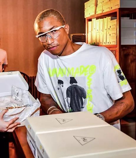 余文乐教你穿搭技巧,余文乐的穿搭风格搭配表