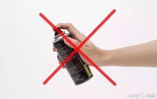 成千上万飞蚁密集来袭!千万不能这样做,否则后果很严重