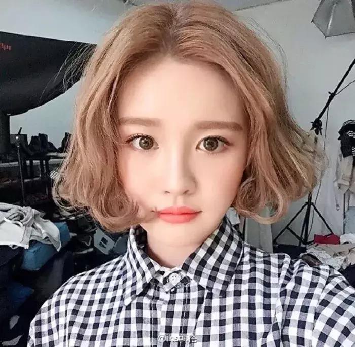 脸大你需要一款整容级瘦脸发型,8款显脸小又减龄的流行发型