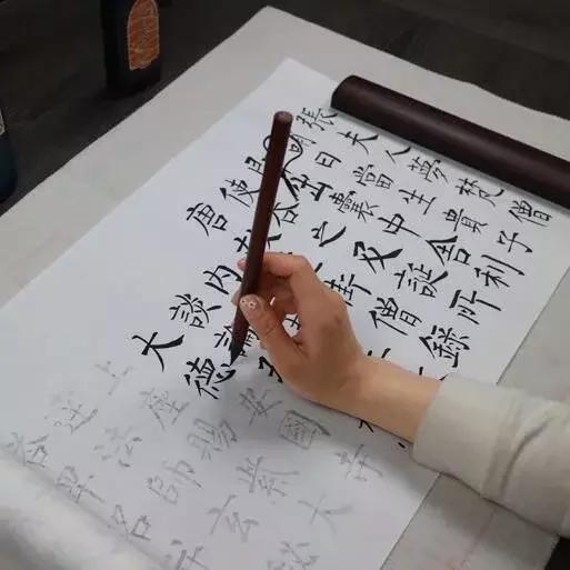 书法入门是手上功夫，要做到“勤稳活”