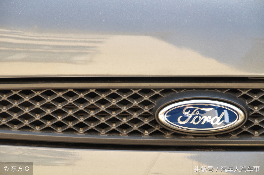福特福睿斯2021自动黄金版落地价,福特福睿斯自动荣耀版落地价