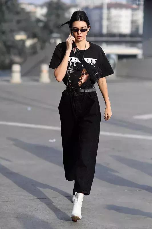 宽松t恤配阔腿裤慵懒,想要腿变长