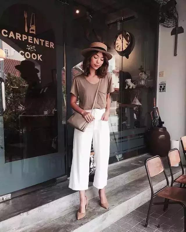 宽松t恤配阔腿裤慵懒,想要腿变长