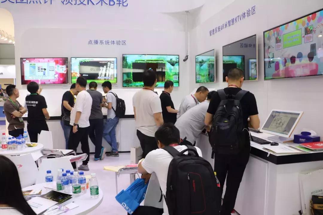 广展娱乐KTV参展商各出奇招多款新品让人目不暇给—阜新声艺视听