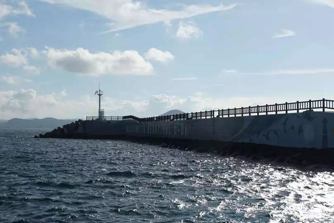 去济州岛吃海鲜贵吗,去韩国吃炸鸡多少钱