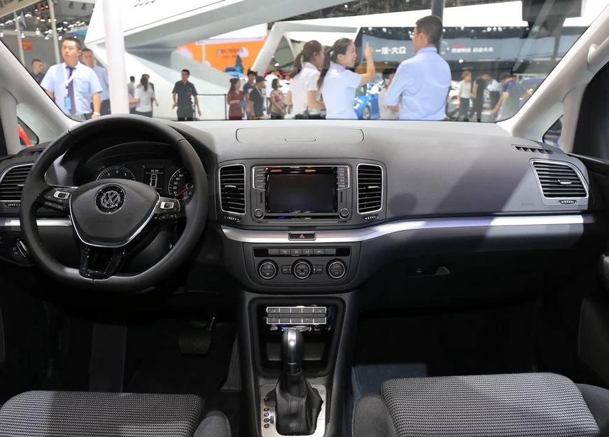 大众夏朗，驾驶它是一种什么样的体验，看车主是怎么说的