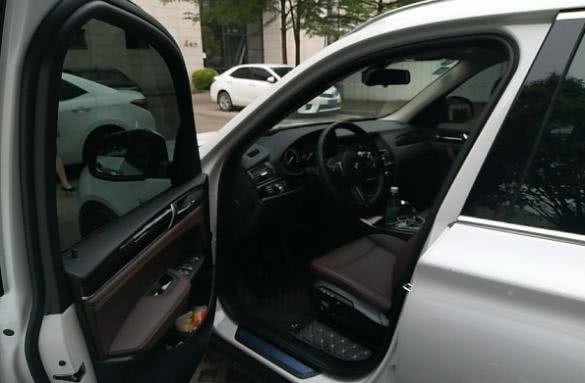 45万买奔驰e300后再开宝马五系,宝马x3买车不到一年降价5万