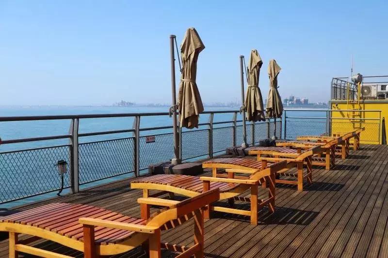 依米小姐姐:在海里用餐,是一种怎样的体验?!