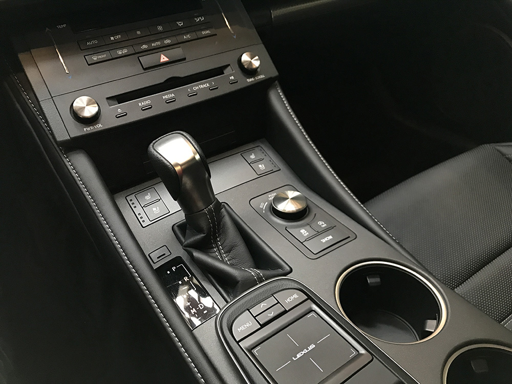 2020款雷克萨斯rc300报价及参数,雷克萨斯rc值得购买吗