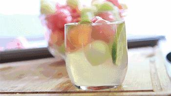 母亲节带老妈来赏花,母亲节带妈妈去公园