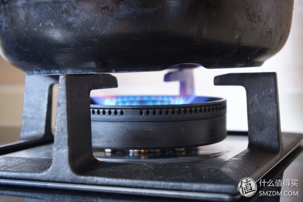 美的带蒸汽洗的油烟机好吗,蒸汽洗油烟机效果