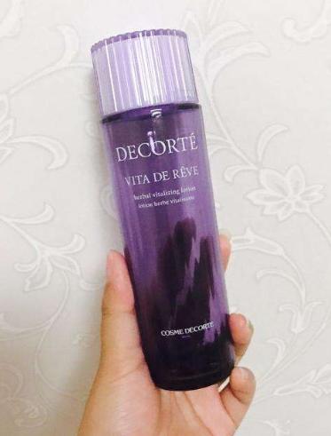 去闭口分享,黛珂紫苏水乳和澳尔滨