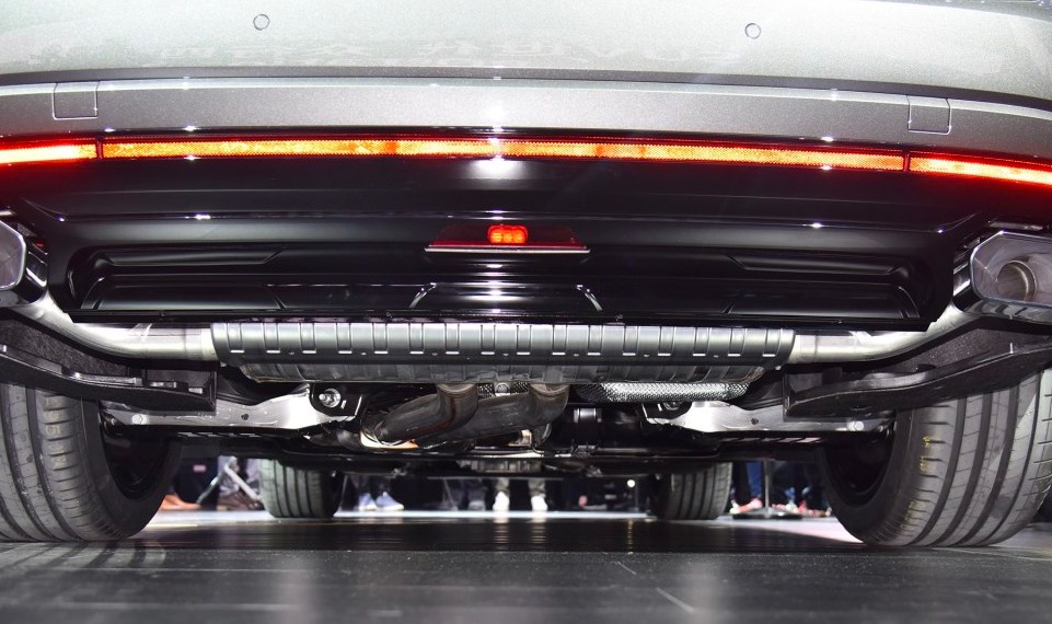 保时捷卡宴2022新款车重,保时捷卡宴减重