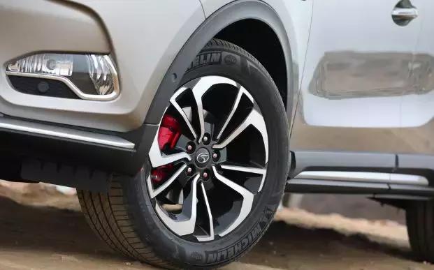 东南dx7发动机和变速箱,东南dx7更换发动机多少钱