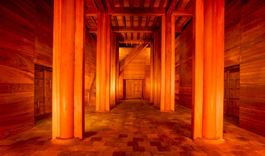 陈丽华紫檀宫博物馆视频,陈丽华的紫檀城门为什么不让展出