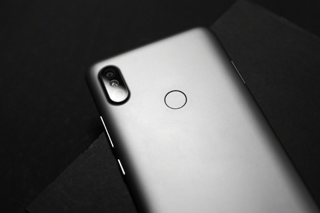 拍照既好性能也好的红米手机,照相性能最好的红米手机