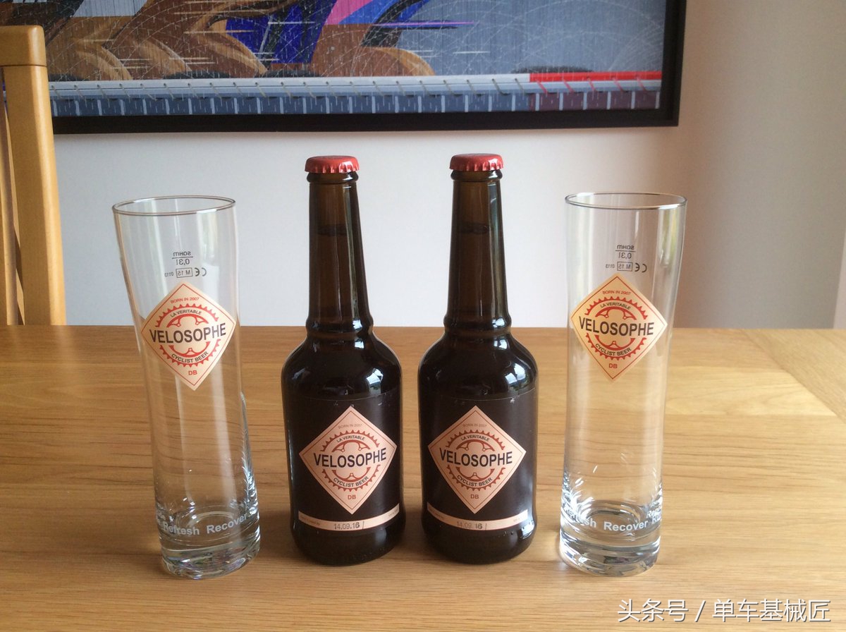 argon18明显今年设计费没给够，美利达依然保持了凌乱走线的风格