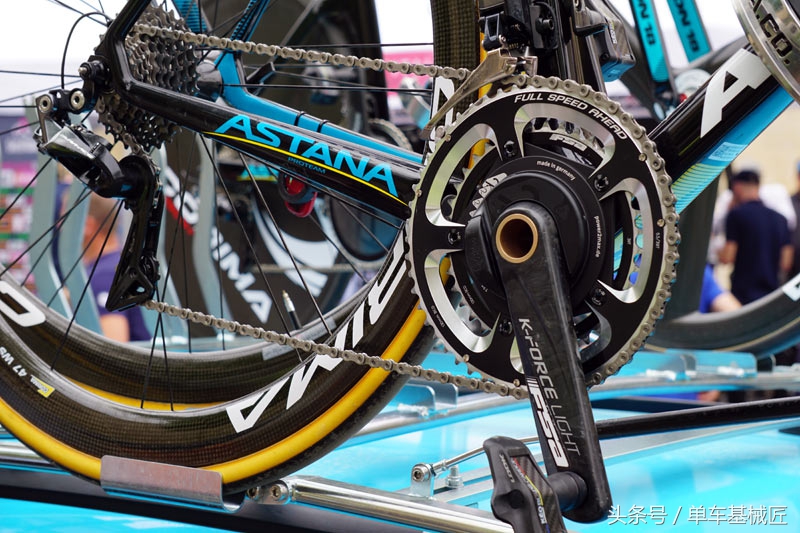 argon18明显今年设计费没给够，美利达依然保持了凌乱走线的风格