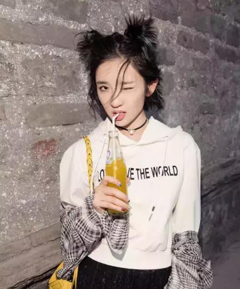 马思纯周冬雨渔夫帽的发型教程,马思纯发型女编发