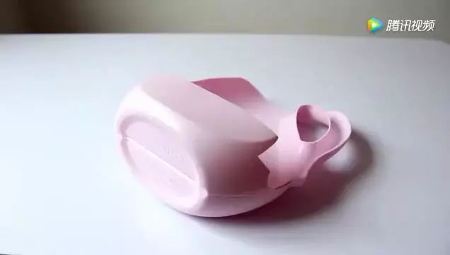 洗衣液瓶自制熨斗熨衣服,洗衣液瓶子改造成熨斗