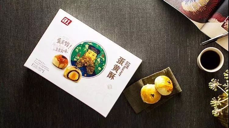 582位挑剔吃货盖章认证的一颗蛋黄酥，不红没天理，一上市便引爆了美食圈！