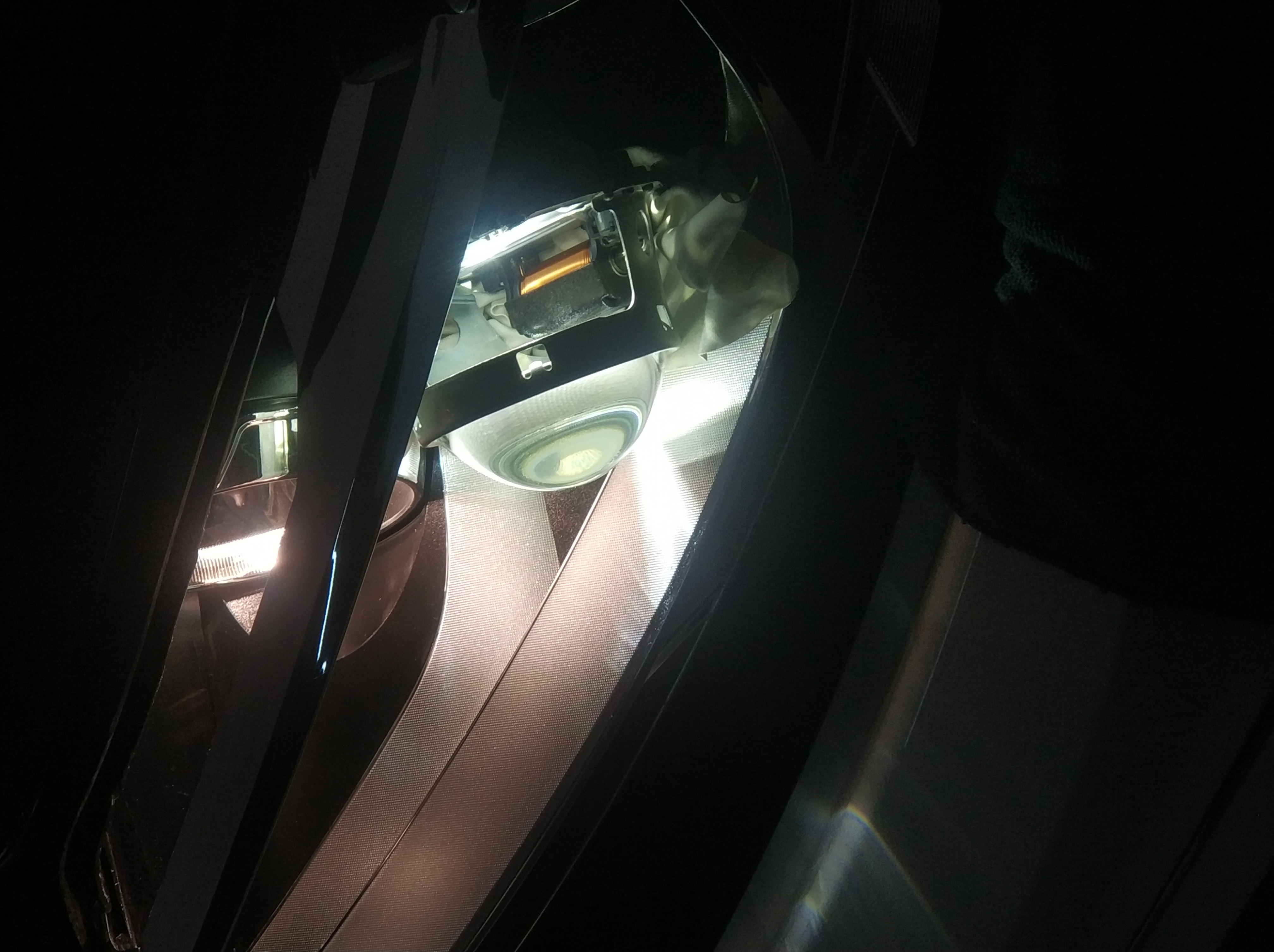 速腾改透镜氙气灯违法吗,速腾改氙气灯方案