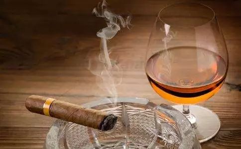 不孕不育症发病率高达15%!面对生育,有这个习惯的人最“不行”